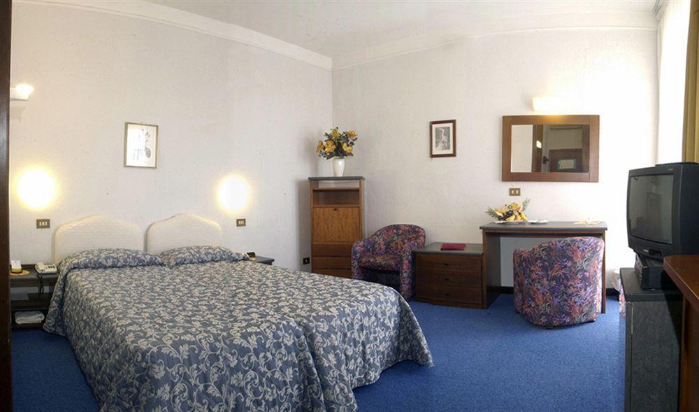 Hotel Principe Принчипина а Маре Екстериор снимка