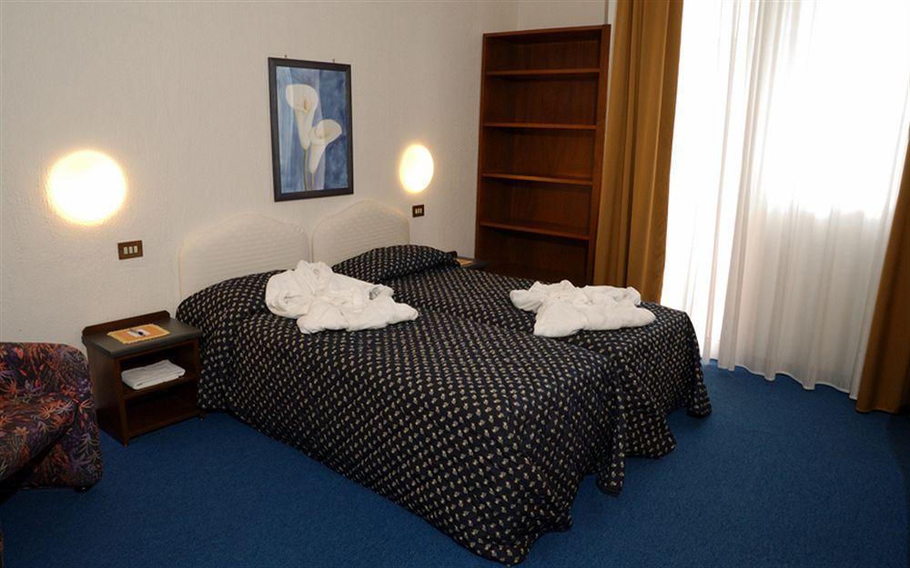 Hotel Principe Принчипина а Маре Екстериор снимка